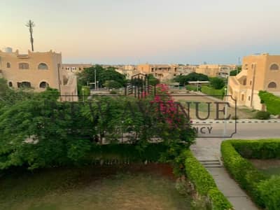 شاليه في مارينا 7 الساحل الشمالي Marina 7 North Coast الدور الثاني    168 مترًا مربعًا بموقع مميز مفروش بالكامل وجاهز للسكن فورًا