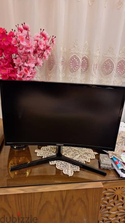 samsung Gaming monitor wqhd 144hz محتاجه بانل