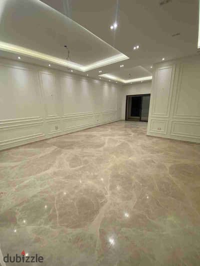 Apartment for sale fully finished with air conditioning and kitchen next to City Center El-Maadi Mall and minutes from Cairo Airport