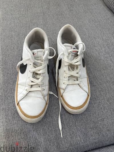 Nike size 42 43 as new 1400