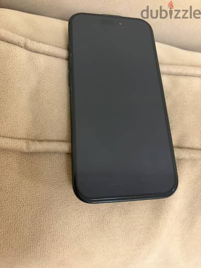 I phone 15  اسود 128 بطارية 95 استعمل خفيف