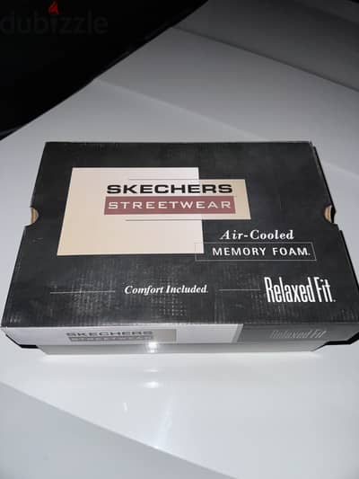 Skechers Relaxed Fit Air-Cooled Memory Foam