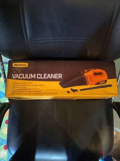 مكنسة سيارة Welltool 12V جديدة تماماً لم تُستخدم بالعلبة الأصلية.