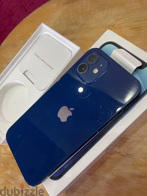 iPhone 12 6