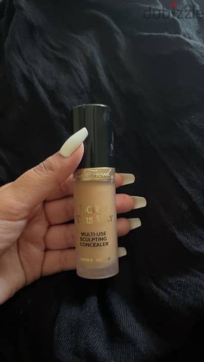 Concealer too faced - sand