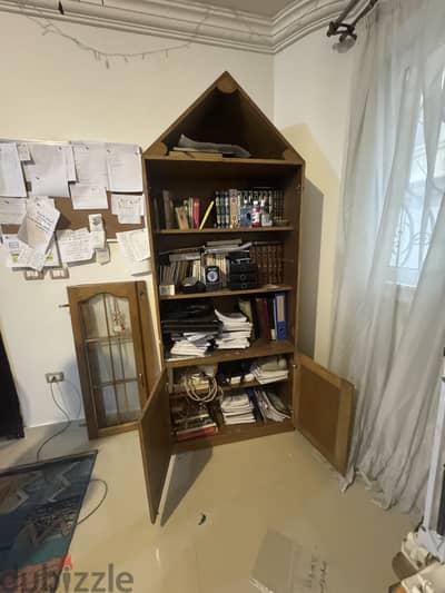 إعلان مكتبة/وحدة تخزين كتب فخمة – للأطفال أو المكتب