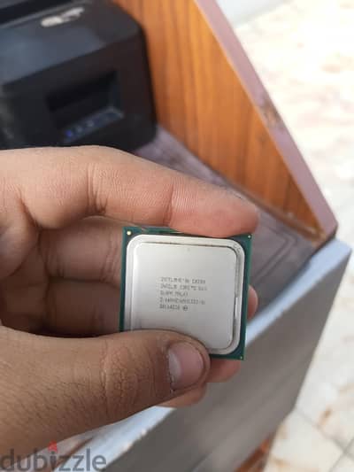 *للبيع: معالج Intel Core 2 Duo E8200 - حالة ممتازة*
