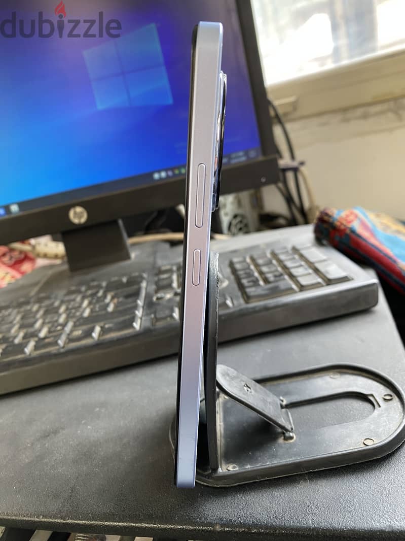 Realme 12 10