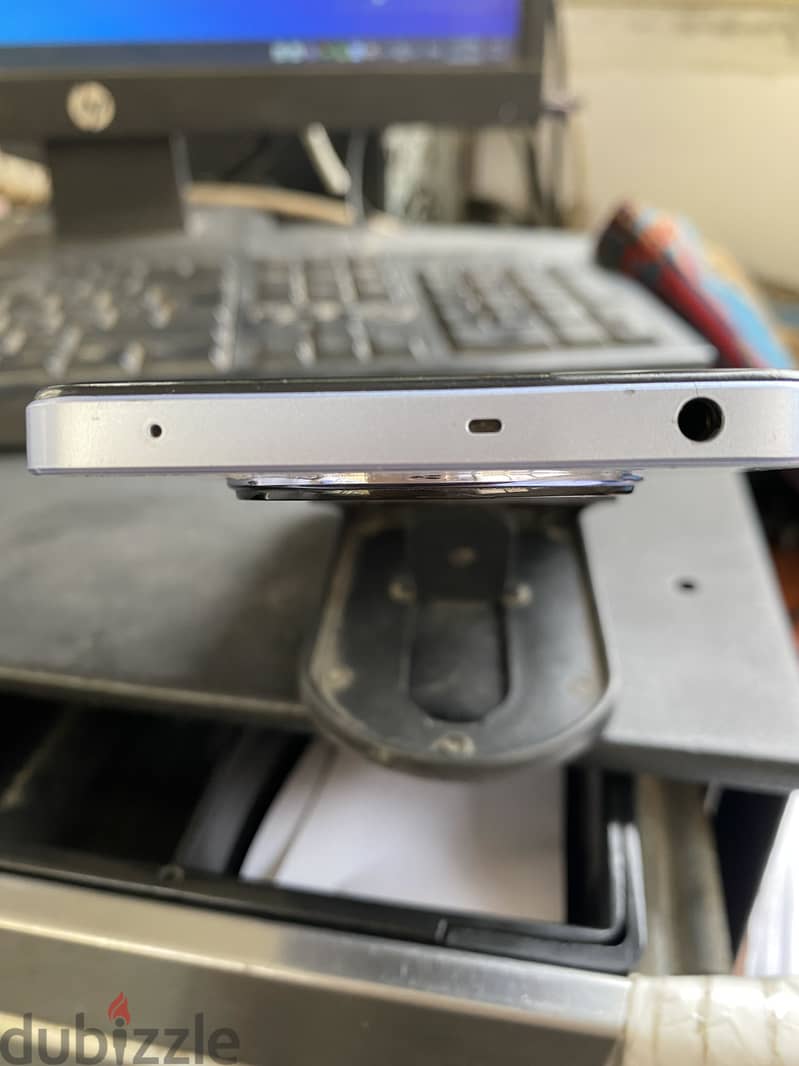Realme 12 13