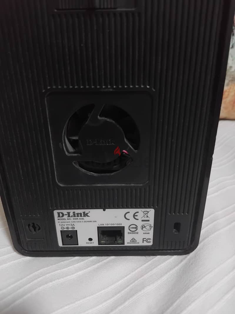 D-link DNR-322L 4