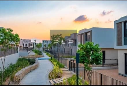 Resale townhouse for sale in Sodic East ready for immediate delivery semi finished with a landscape view at a special price