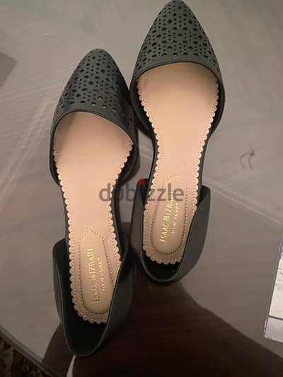 Isaac Mizrahi New York Flats – Size 37 / US 6.5