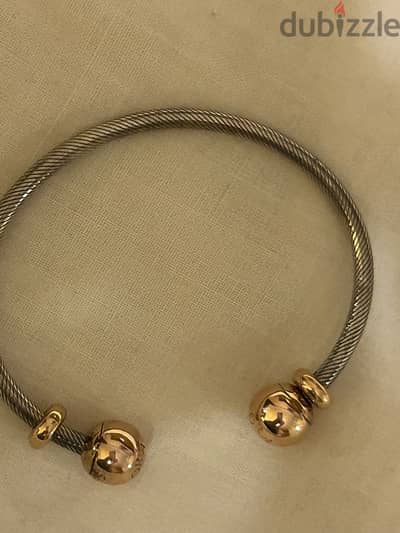 Pandora bangle rose gold