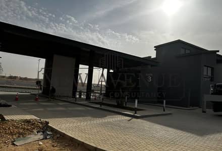 تاون هاوس استلام فوري  للبيع بمقدم و أقساط حتى 2029 في كريك تاون الكازار - creek town Il cazar