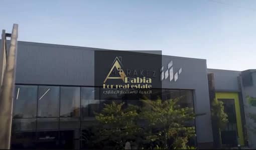 مبنى إداري مستقل للبيع في ديستريكت 5 – مراكز