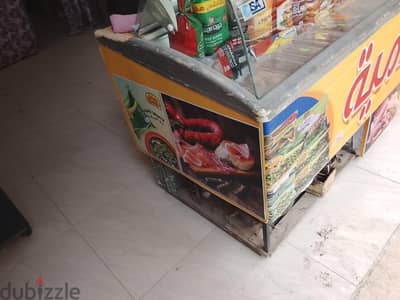 ثلاجه عرض ايطالي ماركه ايزا