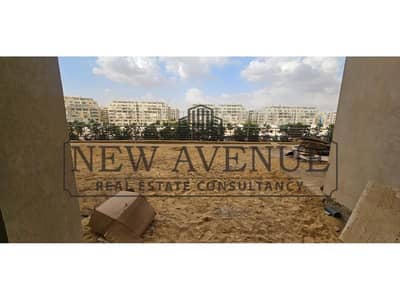 بارك فيلا للبيع استلام فوري بحري في ماونتن فيو اي سيتي التجمع الخامس - Mountain View iCity Compound New Cairo