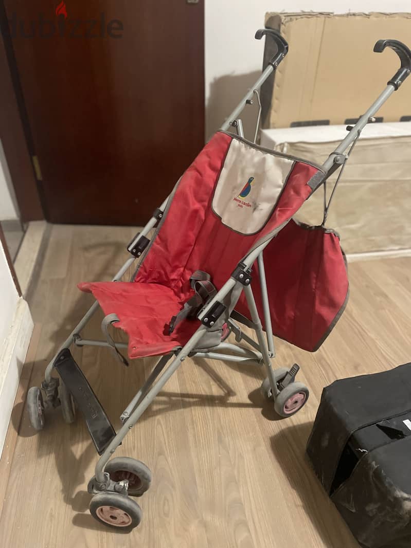 Pierre Cardin light stroller 2