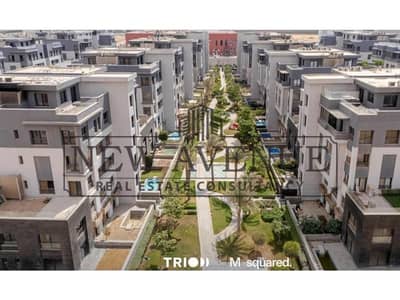 شقة ارضى متشطبة بالكامل موقع مميز فى الجولدن سكوير بخصم ٤٠٪؜  Golden Square Mist