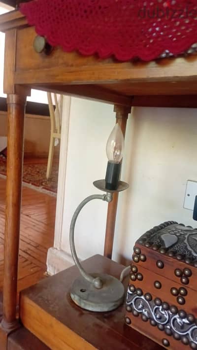 lampe نحاس  انتيك  بالكهرباء