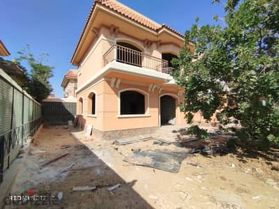 A great villa for sale in cash in Madinaty, model i classic