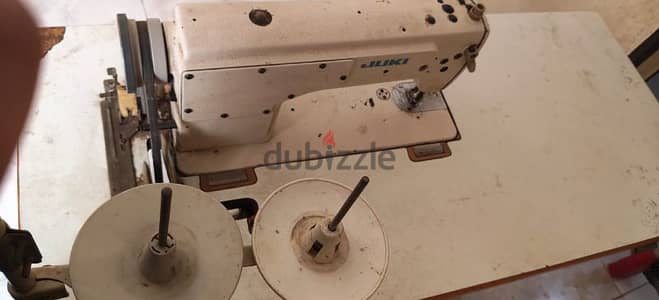 مكنة خياطة