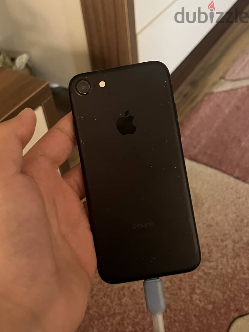 iPhone 7 (32gb) 3