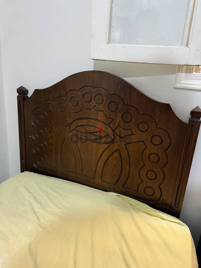 سرير خشب زان bed
