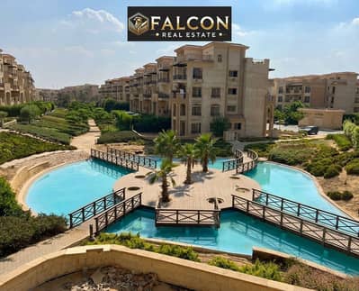 بينتهاوس [كورنر] اطلاله مباشره MEGA POOL كل الغرف بفيو استلام فوري في كمبوند ستون ريزيدنس Stone Residence التجمع الخامس بالقرب من قطاميه هايتس و مارك