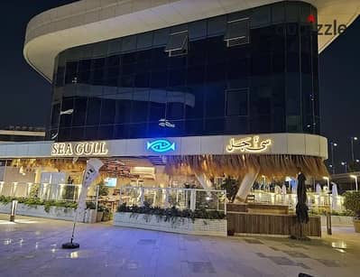 محل ارضى للبيع فى مول سنترادا بمقدم 130 الف