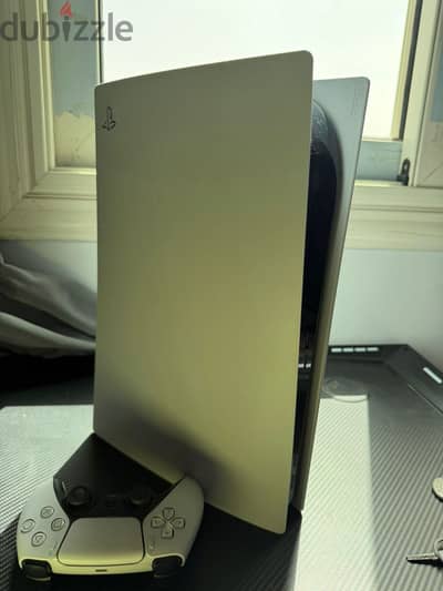 PlayStation 5 used but like new
