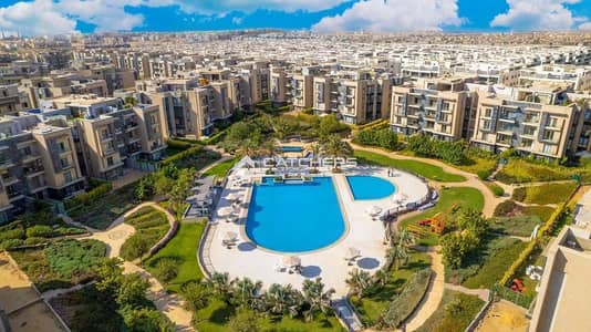 بخصم كاش 32% شقة للبيع استلام فوري في قلب الجولدن سكوير