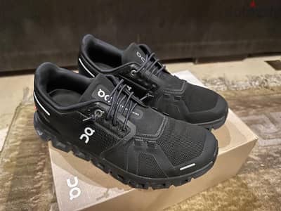 Shoes ON cloud6 for sale