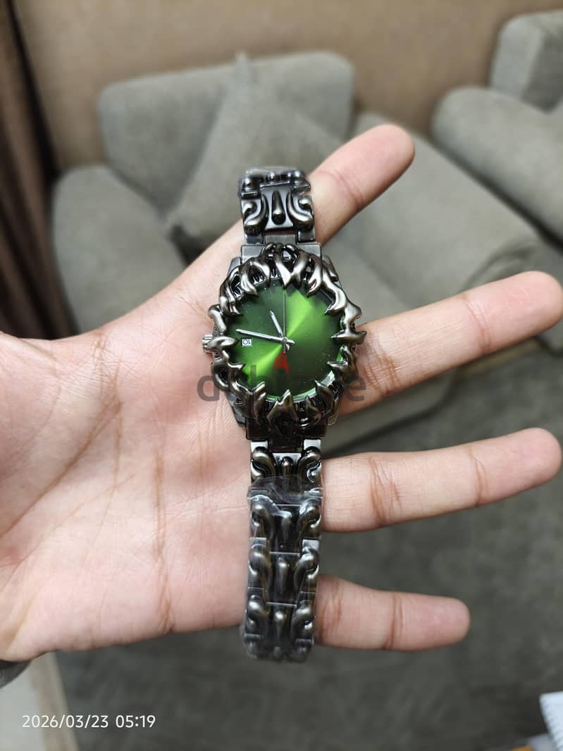 ساعه CARLIEN Gothic Claw 1