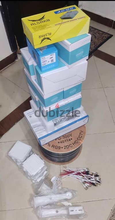 سيستم كاميرات مراقبه خارجى كامل 8 كاميرات سلك 300 متر وهارد تيرا