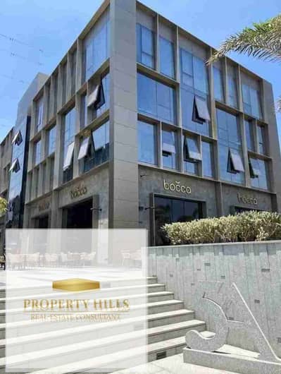 مبني اداري VIP متأجر لقطه فوق 1000متر جاهز للبيع a5 Waterway واتر واي التجمع الخامس