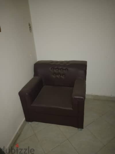 أثاث مكتب ومنزل للبيع بسعر مناسب