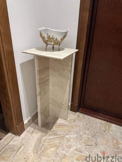 Table marble