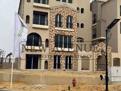 تاون هاوس ميدل مع حديقه كبيره استلام فوري في Green Square جرين سكوير المستقبل سيتي بدون تشطيب مشروع الأهلي صبور