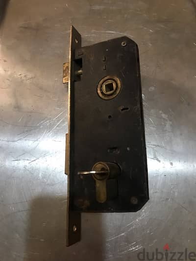 عدد  3 طبل ابواب ايطالى    Cisa استعمال