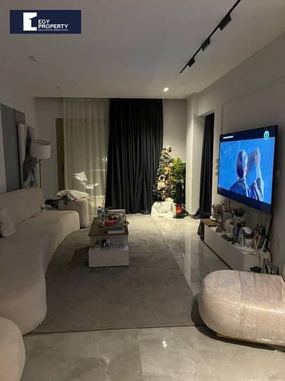 Apartment For Sale, Fully Furnished Super Lux Ready To Move In Galleria Residence - New Cairo