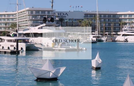 For sale Chalet 138 sqm with terrace 39 sqm on Marina direct fully furnished in Marina Marassi north coast