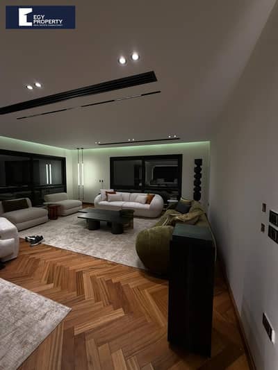 فيلا للبيع متشطبة سوبر لوكس بالفرش والتكييفات استلام فوري في سوان ليك ريزيدنس Swanlake Residence
