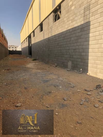 بدروم خدمه و صيانه سيارات 400 متر مربع للايجار بالمنطقه الصناعيه التجمع الخامس.