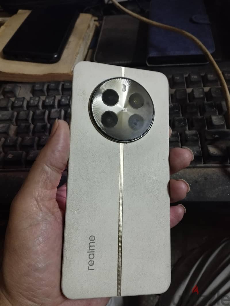 oppo reno13f 4