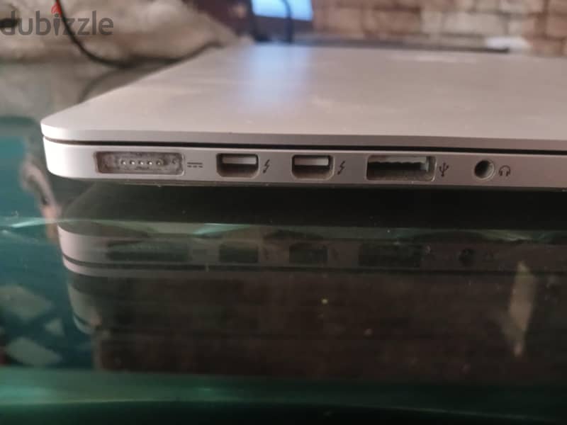 apple macbook pro 9