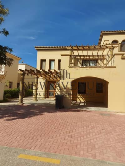توين هاوس في مراسي Marassi تشطيب كامل في موقع مميز