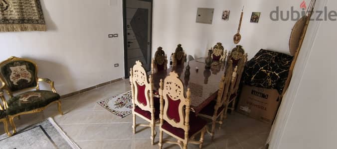 طرابيزة سفرة خامة تراثية خشب عتيق عمرها ٥٠ سنة