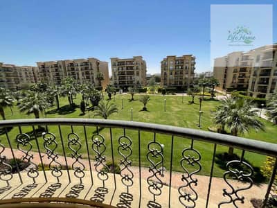للايجار بالرحاب شقه 211م فيو جاردن جاهزه للسكن