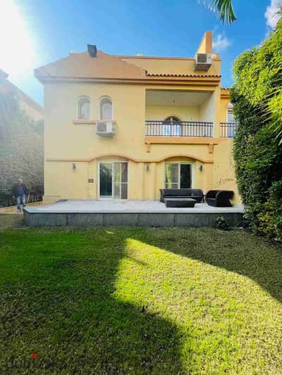فرصه للبيع فى الرحاب بڤيلات الهيلز ڤيلا ثنائى نموذج J مساحه 350 م بموقع متميز جدا